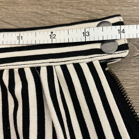 Madewell Ponte Swivel Stripe mini skirt size 0 - Picture 13 of 13